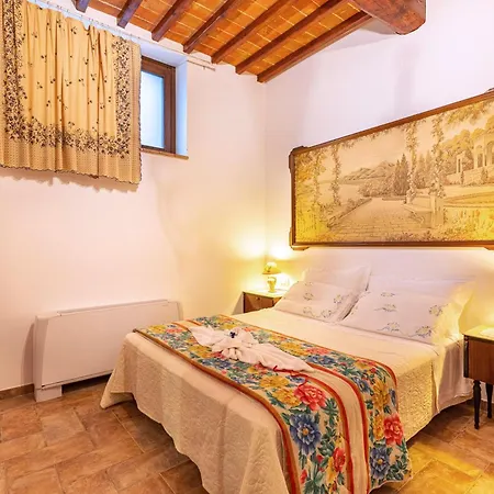 Il Casato - Il Torchio Farm stay *